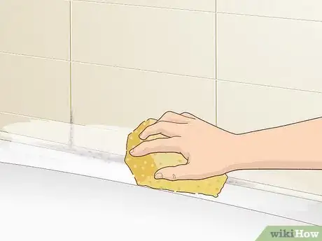Image intitulée Remove Mold from Caulk Step 9
