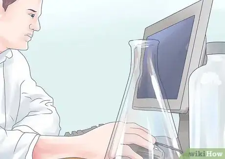 Image intitulée Apply Bleach to Your Face Step 1