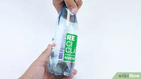 Image intitulée Open a Bottle of Water Step 14