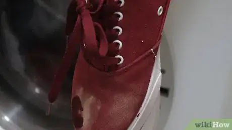 Image intitulée Clean Dirty Shoes Step 4