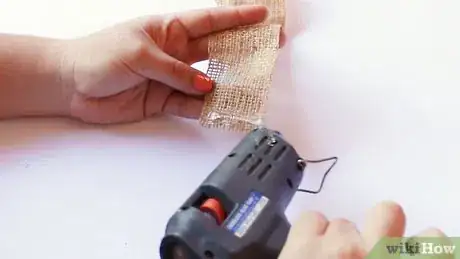 Image intitulée Make Burlap Flowers Step 19
