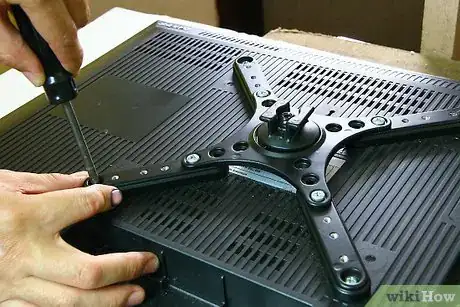Image intitulée Mount a Flat Screen TV Step 6