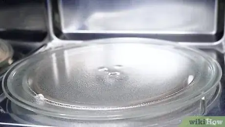 Image intitulée Clean a Microwave Step 9