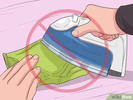 Image intitulée Clean Batting Gloves Step 10