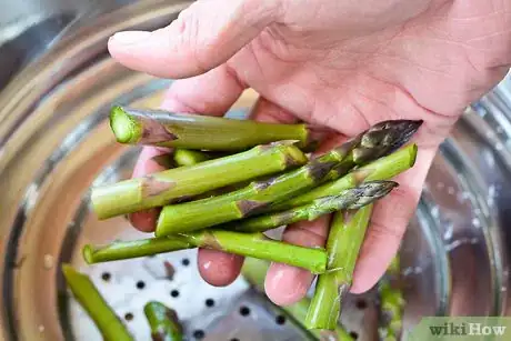 Image intitulée Cook Asparagus on the Stove Step 5