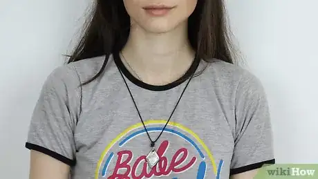 Image intitulée Make Your Face Look Thinner Step 15