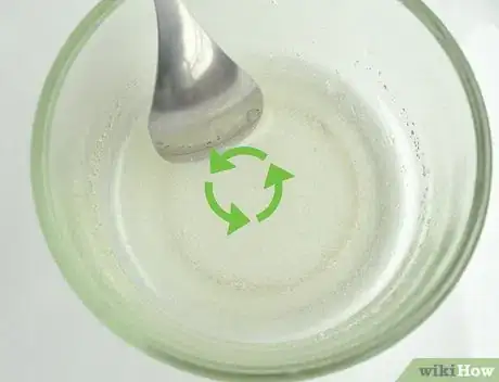 Image intitulée Decorate a Cake with Whipped Cream Icing Step 3