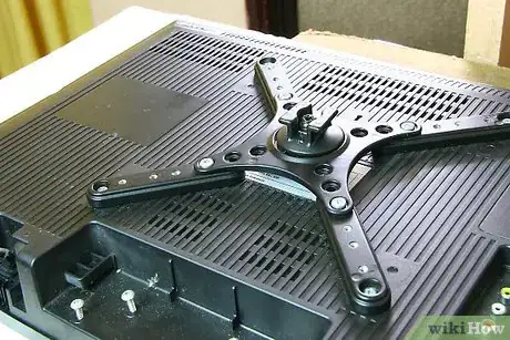 Image intitulée Mount a Flat Screen TV Step 5