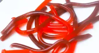 confectionner des vers de terre en gélatine