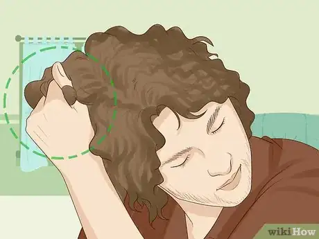 Image intitulée Style Curly Hair (for Men) Step 8.jpeg