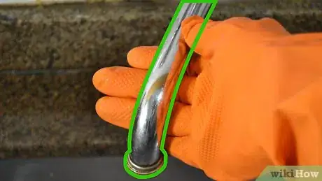 Image intitulée Clean Stainless Steel Sinks Step 7