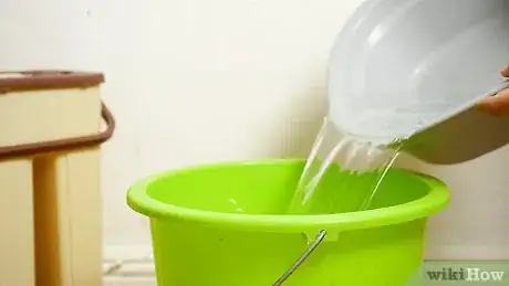 Image intitulée Clean Tile Floors with Vinegar Step 1