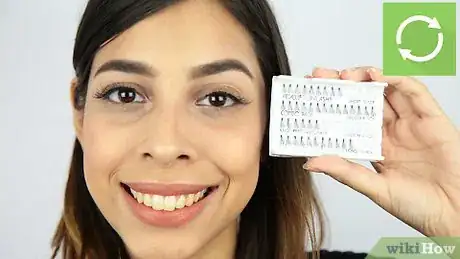 Image intitulée Apply Eyelash Extensions Step 19