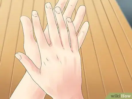 Image intitulée Make a Pen Magically Disappear Step 6