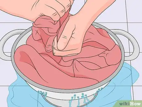 Image intitulée Wash a Zipper Hoodie Step 21