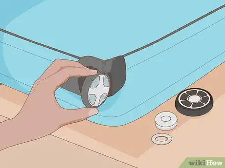 Image intitulée Replace Luggage Wheels Step 10
