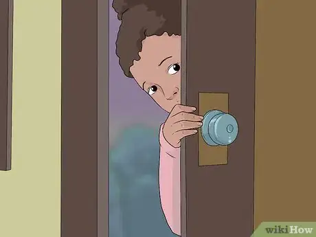Image intitulée Sneak Out of Your House at Night Step 11