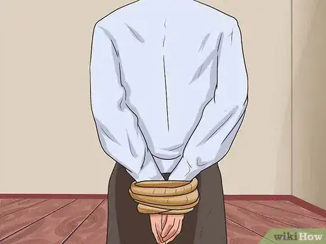 Image intitulée Tie Yourself up With Rope Step 3