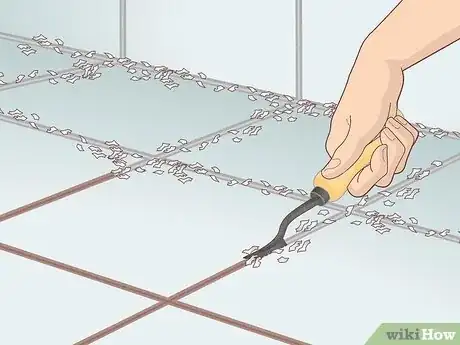 Image intitulée Clean Grout with Toilet Cleaner Step 10