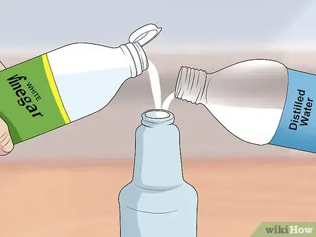 Image intitulée Clean Laminate Wood Floors Without Streaking Step 1