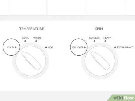 Image intitulée Stop Ripped Jeans from Fraying Step 4