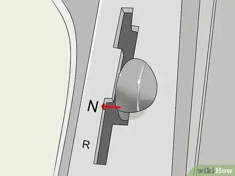 Image intitulée Start a Riding Lawn Mower Step 4
