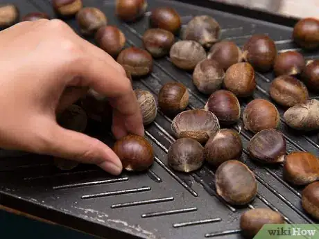Image intitulée Cook Chestnuts Step 14