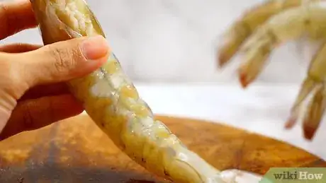 Image intitulée Cook Shrimp Without Them Shrinking Step 1