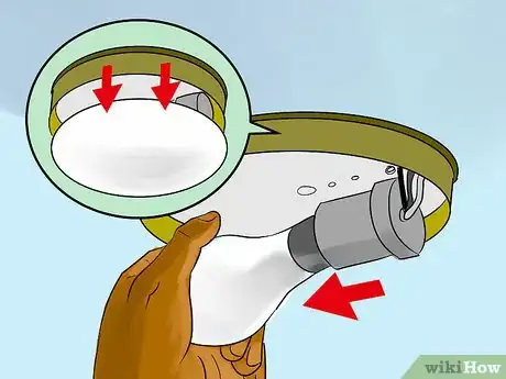 Image intitulée Replace a Ceiling Light Socket Step 3
