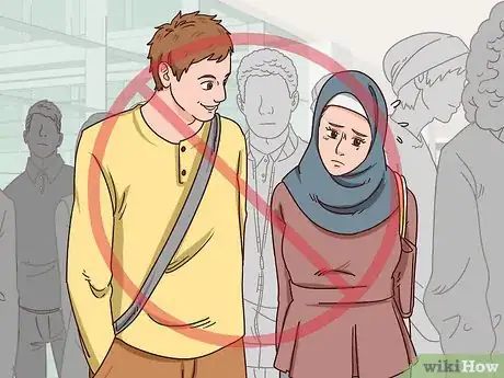 Image intitulée Talk to a Shy Girl Step 3