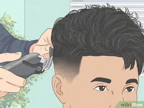 Image intitulée Have Messy Hair (Male) Step 2