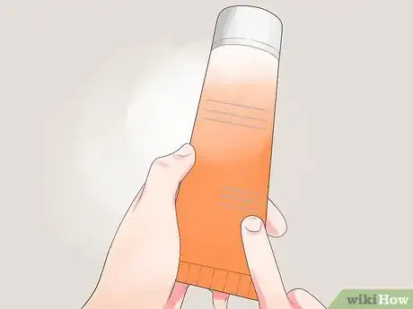 Image intitulée Prevent Puffy Hair in Humid Weather Step 8