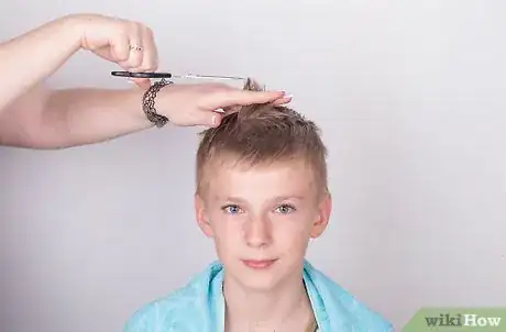 Image intitulée Cut Boys' Hair Step 8
