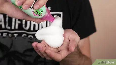 Image intitulée Get a Wet Look Hairstyle for Men Step 16