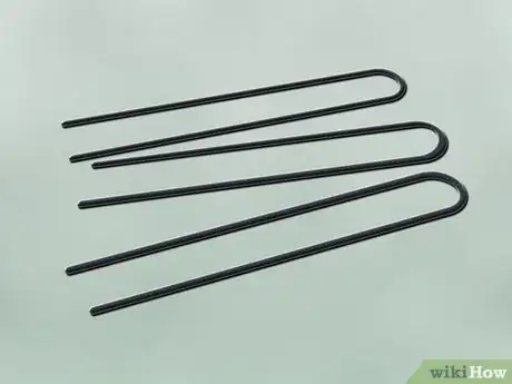 Image intitulée Crimp Your Hair With a Straightener Step 14