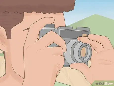 Image intitulée Use Almost Any 35mm Film Camera Step 6