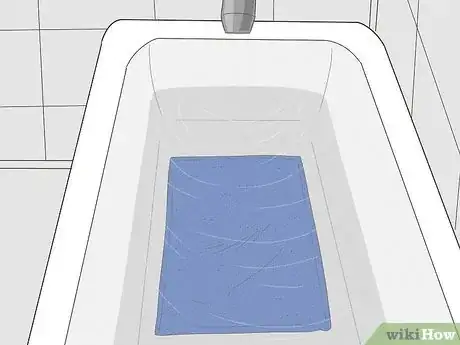Image intitulée Get Mousetrap Glue Off a Cat Step 7