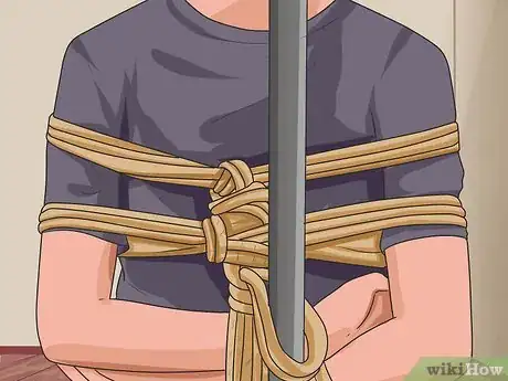 Image intitulée Tie Yourself up With Rope Step 7