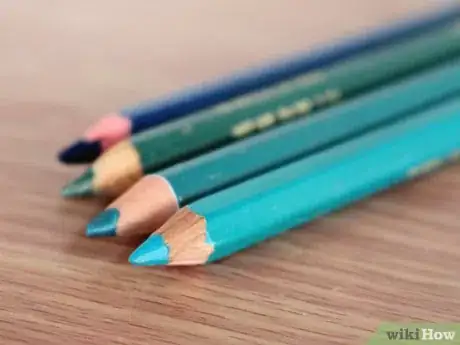 Image intitulée Do Eye Makeup for Blue Eyes Step 11