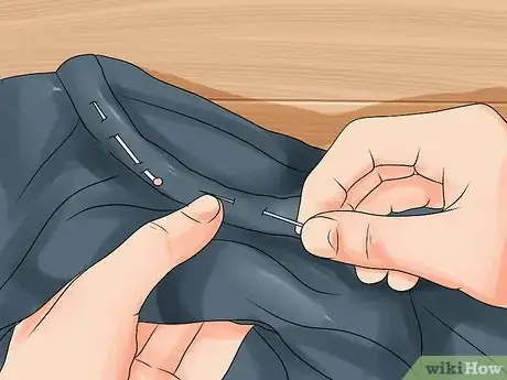 Image intitulée Cut a Hoodie Step 21