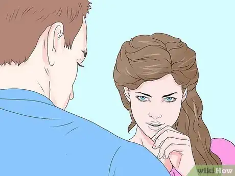Image intitulée Bite Your Lip Seductively Step 5