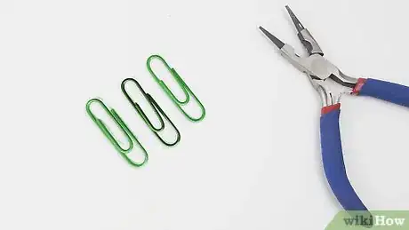 Image intitulée Make a Fake Septum Piercing Step 10