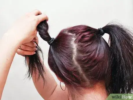Image intitulée Do Space Buns Step 4