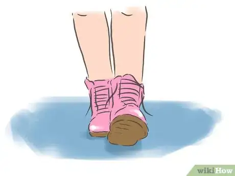 Image intitulée Break in Your Doc Martens Step 5