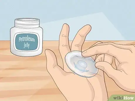 Image intitulée Get Suction Cups to Stick Step 7