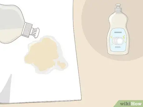 Image intitulée Get Grease out of Clothes Step 3