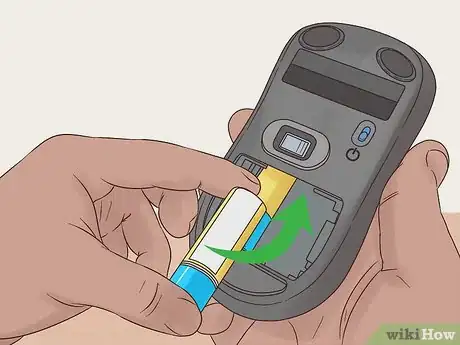 Image intitulée Clean a Computer Mouse Step 7