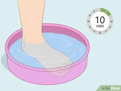 Image intitulée Remove a Dead Toenail Step 6