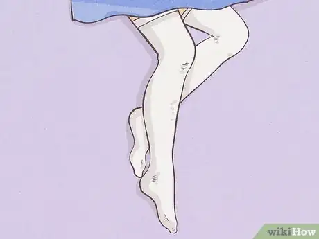 Image intitulée Dress Like Alice from Alice in Wonderland Step 8