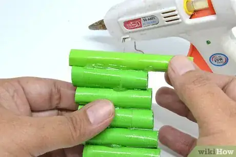 Image intitulée Make a Paper Gun That Shoots Step 7